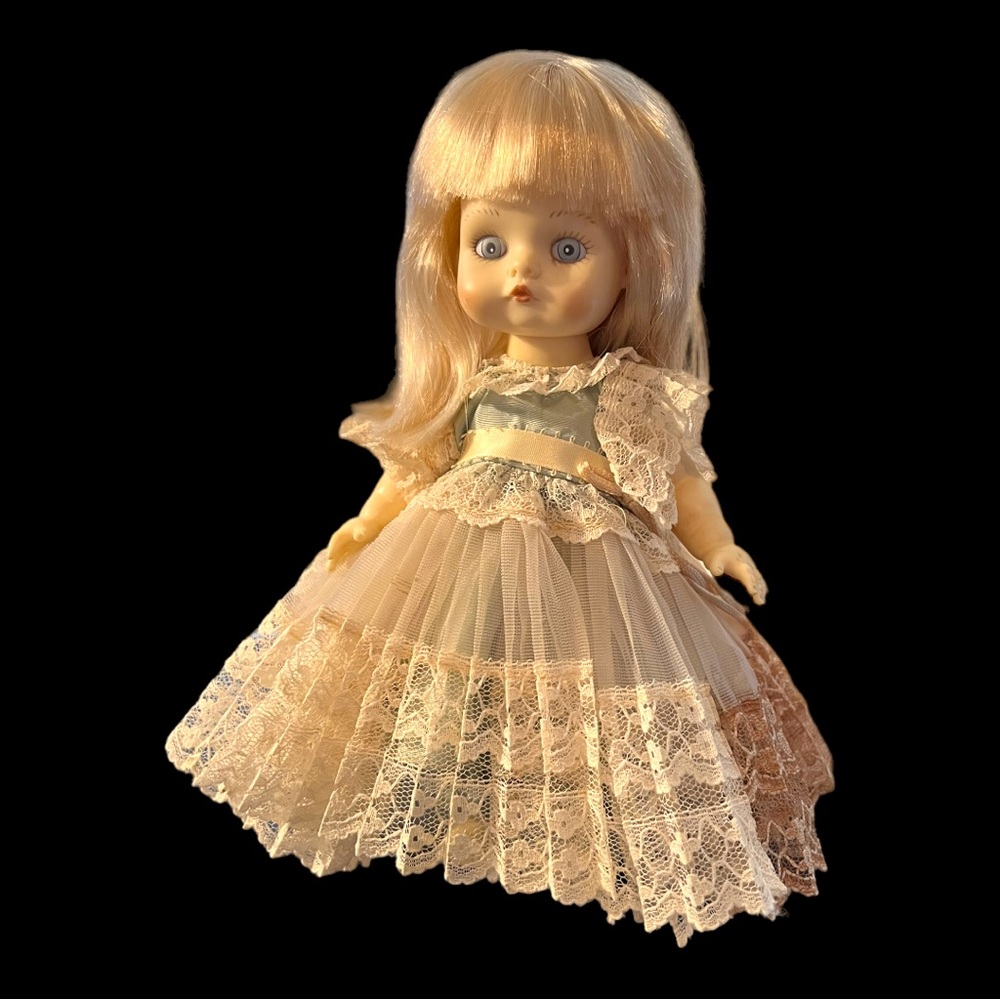 Doll By Louis Nichole  Heirloom Collection Louis XVII